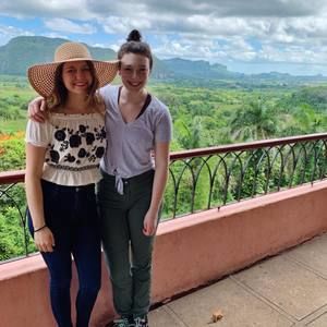 Meet your Posher, Emma